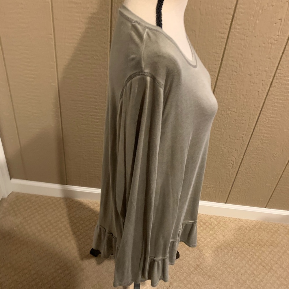 Tunic - Picture 2 of 4